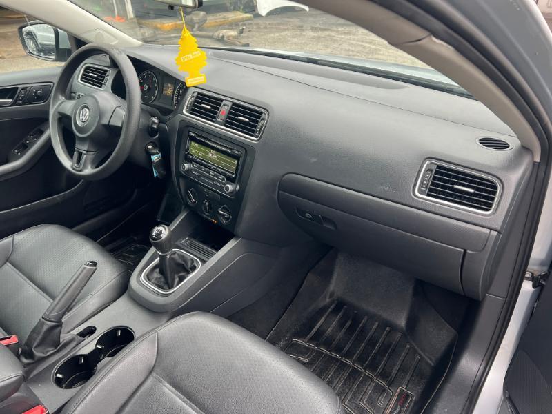 Volkswagen Jetta SE 2014