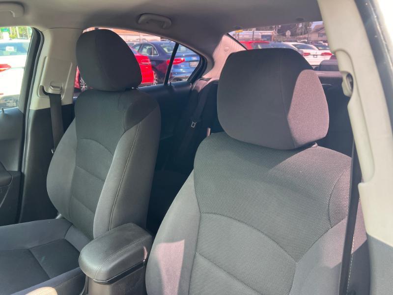 Chevrolet Cruze 1LT Auto 2015