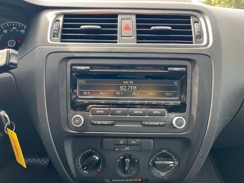 Volkswagen Jetta SE 2014
