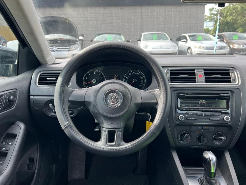 Volkswagen Jetta SE 2014