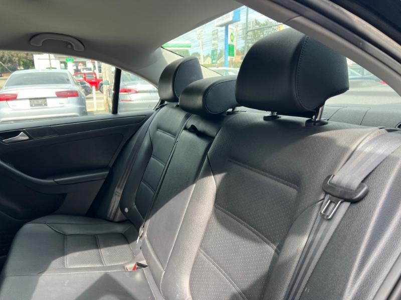 Volkswagen Jetta SE 2014