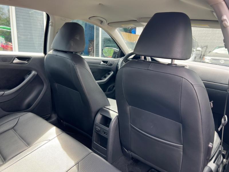 Volkswagen Jetta SE 2014