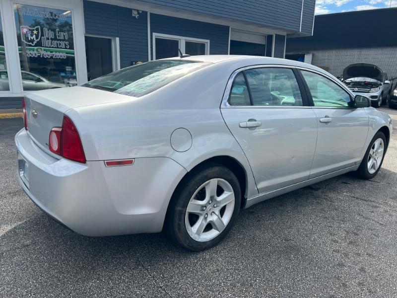 Chevrolet Malibu LS 2009