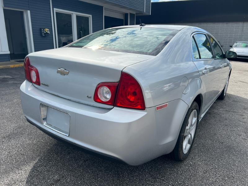 Chevrolet Malibu LS 2009