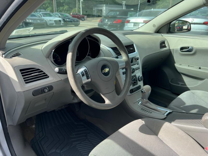 Chevrolet Malibu LS 2009