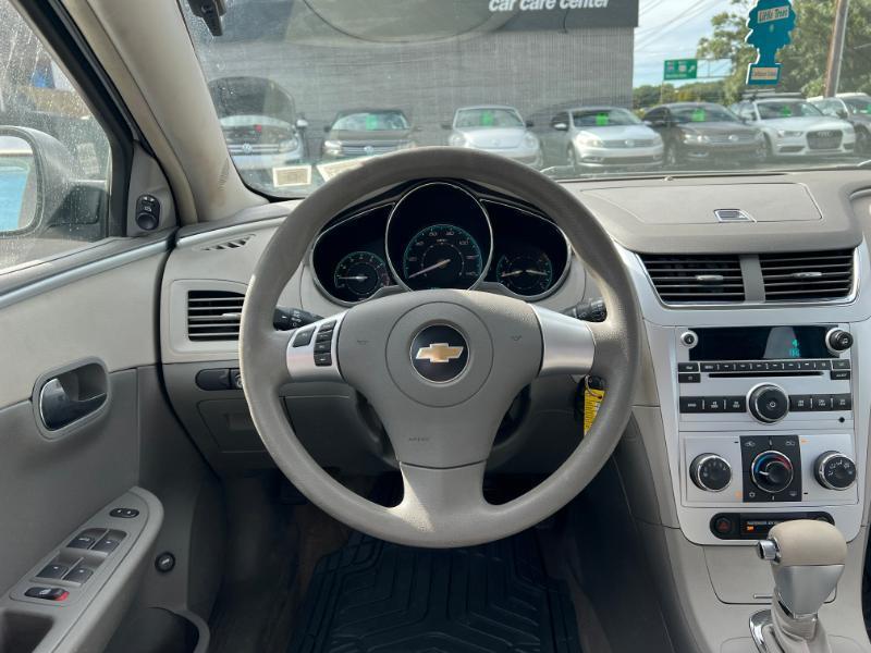 Chevrolet Malibu LS 2009