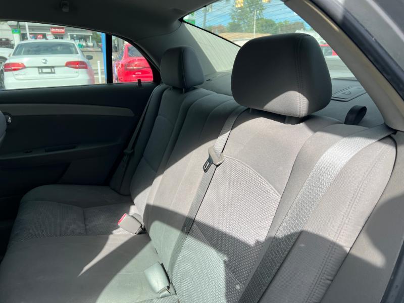 Chevrolet Malibu LS 2009