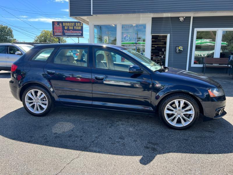 Audi A3 2.0T Premium S tronic 2011
