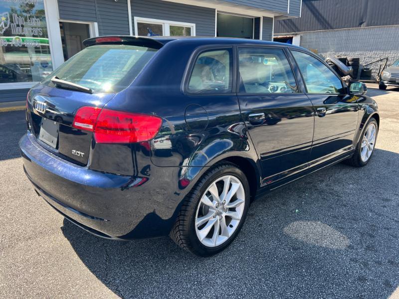 Audi A3 2.0T Premium S tronic 2011