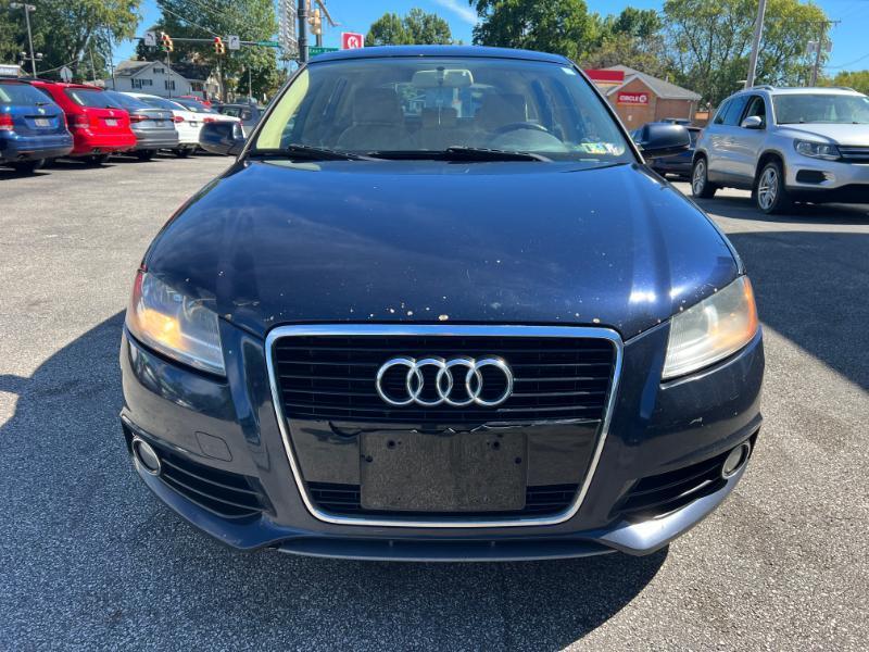 Audi A3 2.0T Premium S tronic 2011