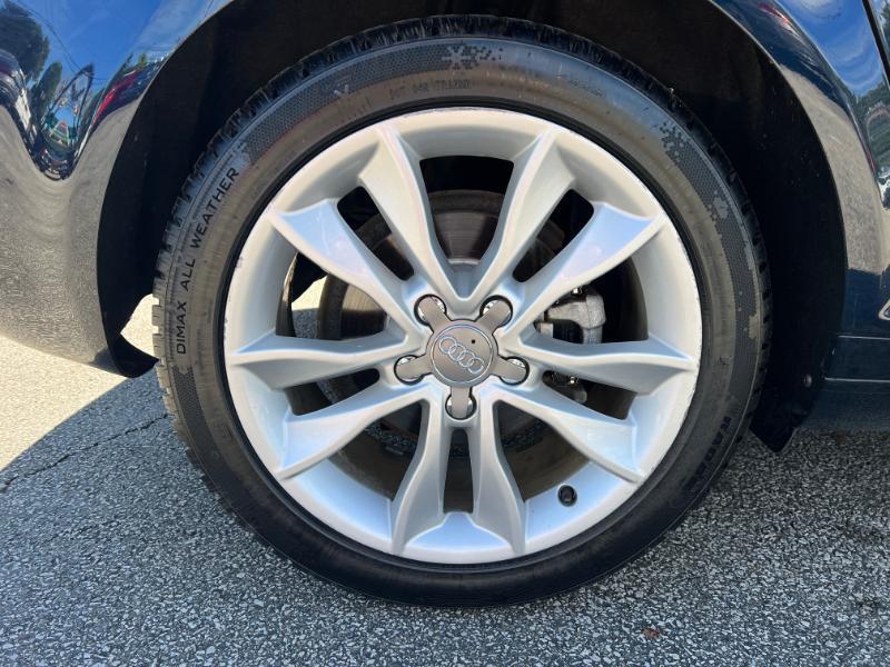 Audi A3 2.0T Premium S tronic 2011