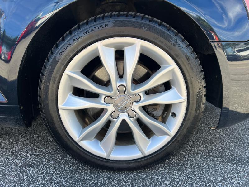 Audi A3 2.0T Premium S tronic 2011