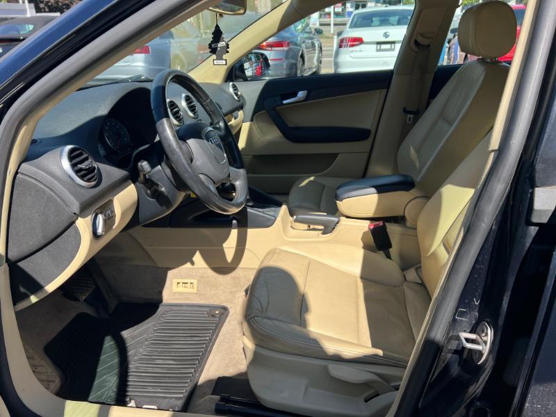 Audi A3 2.0T Premium S tronic 2011