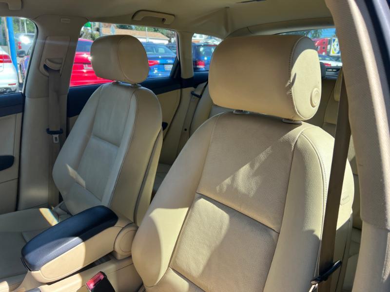 Audi A3 2.0T Premium S tronic 2011