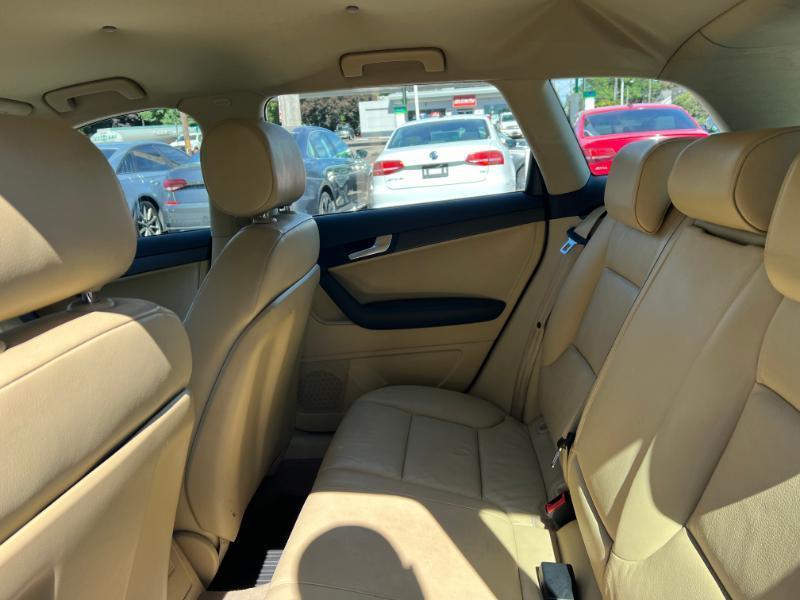 Audi A3 2.0T Premium S tronic 2011