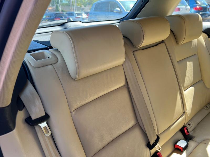 Audi A3 2.0T Premium S tronic 2011