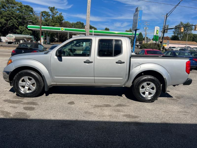 Nissan Frontier SL Crew Cab 4WD 2011