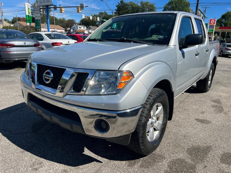 Nissan Frontier SL Crew Cab 4WD 2011