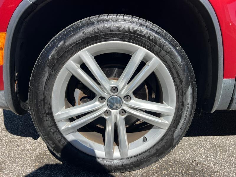 Volkswagen Tiguan S 4Motion 2012