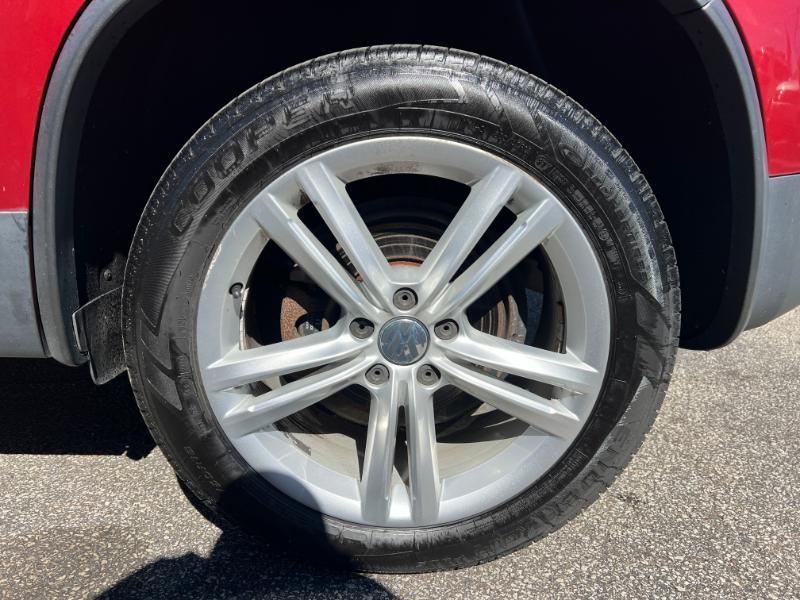 Volkswagen Tiguan S 4Motion 2012