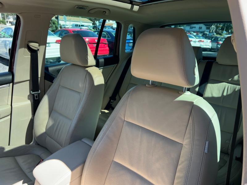 Volkswagen Tiguan S 4Motion 2012