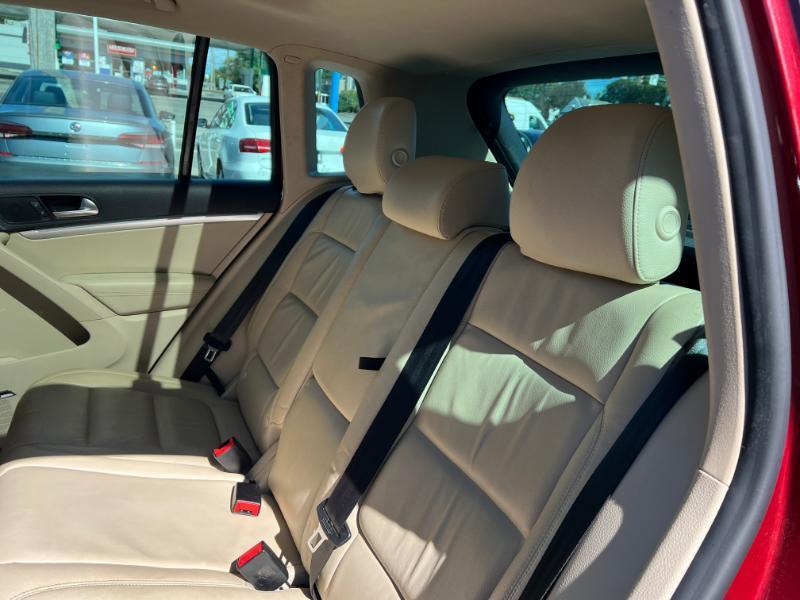 Volkswagen Tiguan S 4Motion 2012