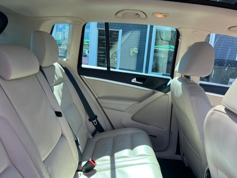 Volkswagen Tiguan S 4Motion 2012