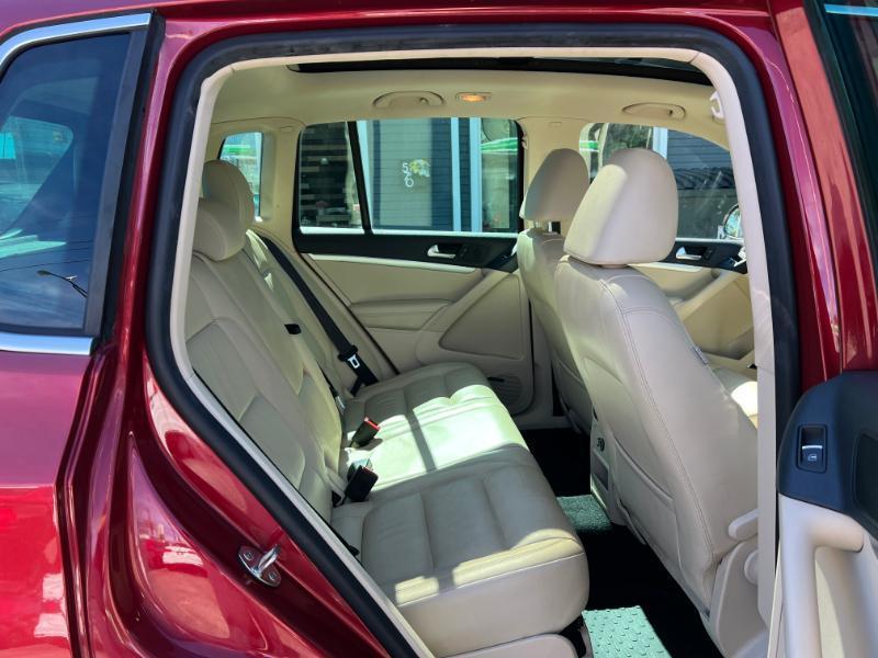 Volkswagen Tiguan S 4Motion 2012