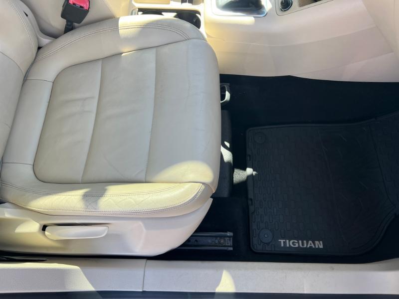 Volkswagen Tiguan S 4Motion 2012