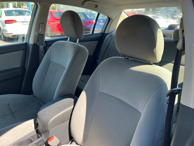Nissan Sentra 2.0 SL 2010