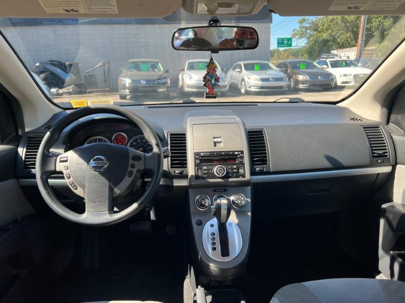 Nissan Sentra 2.0 SL 2010