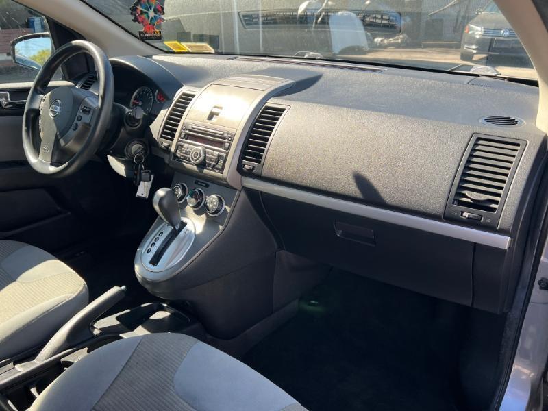 Nissan Sentra 2.0 SL 2010