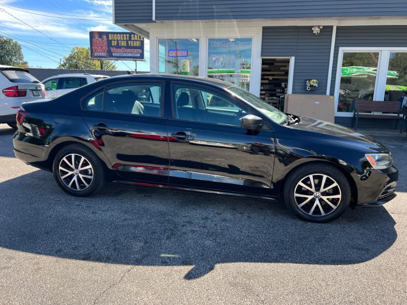 Volkswagen Jetta SE 6A 2016