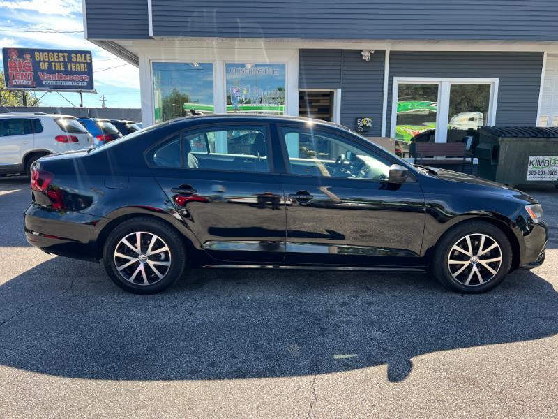 Volkswagen Jetta SE 6A 2016