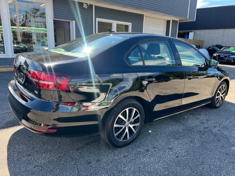 Volkswagen Jetta SE 6A 2016