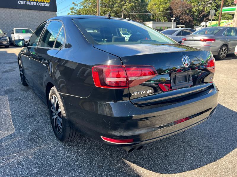 Volkswagen Jetta SE 6A 2016