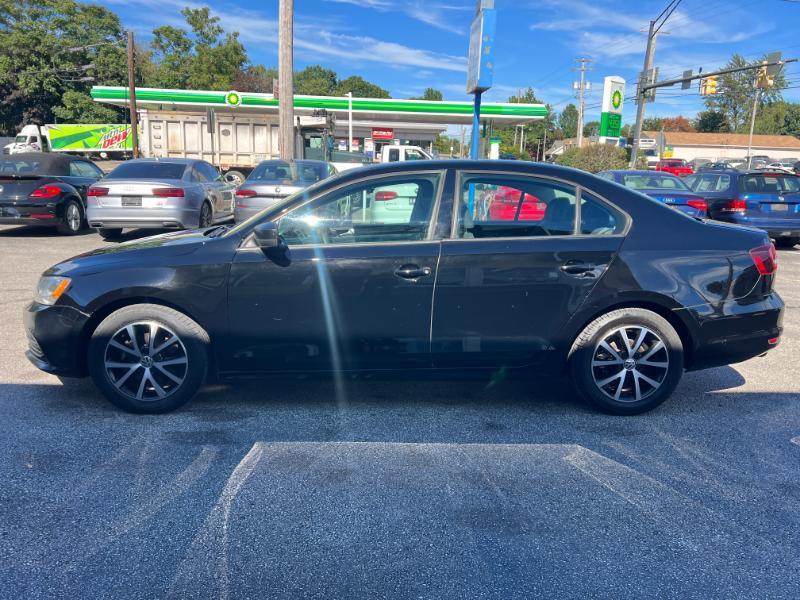 Volkswagen Jetta SE 6A 2016