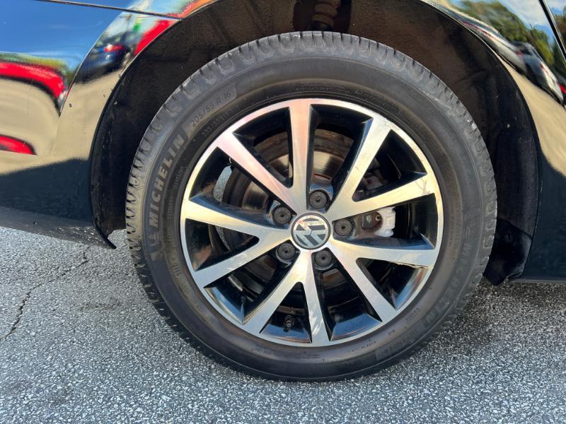 Volkswagen Jetta SE 6A 2016