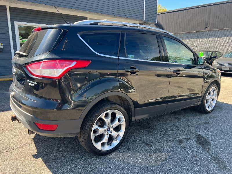Ford Escape Titanium 4WD 2013