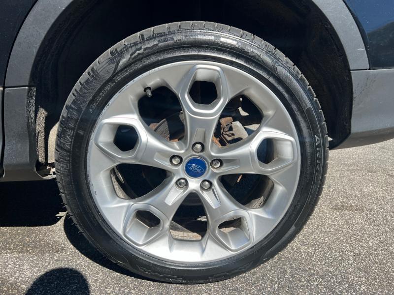 Ford Escape Titanium 4WD 2013