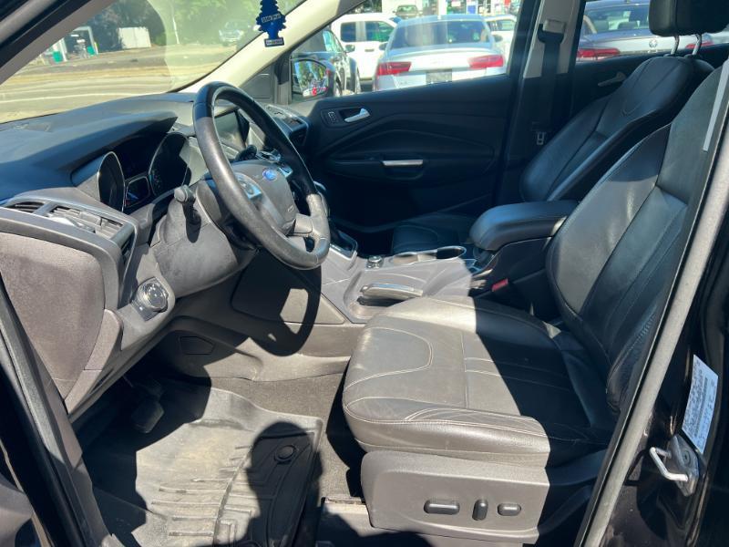 Ford Escape Titanium 4WD 2013