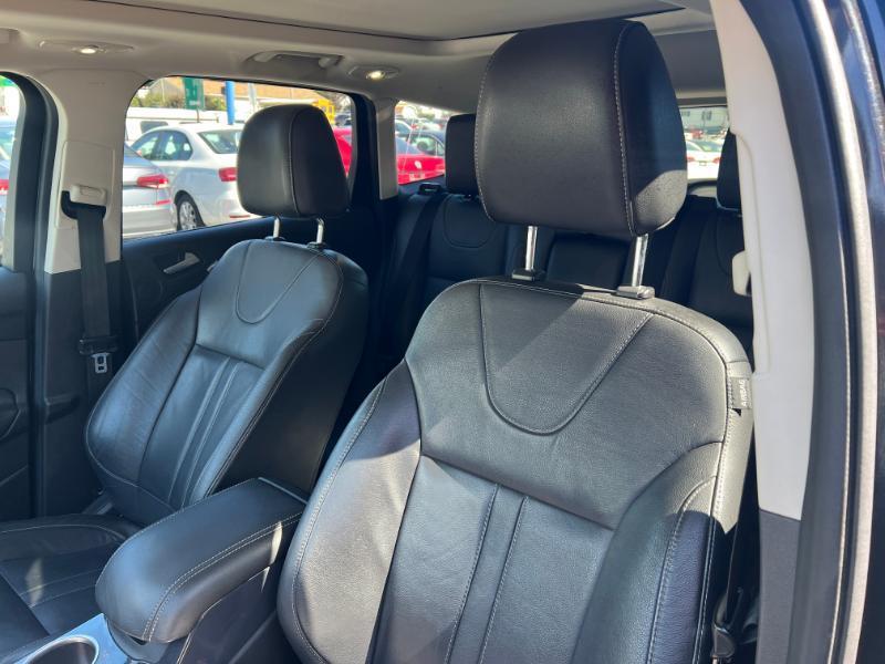 Ford Escape Titanium 4WD 2013