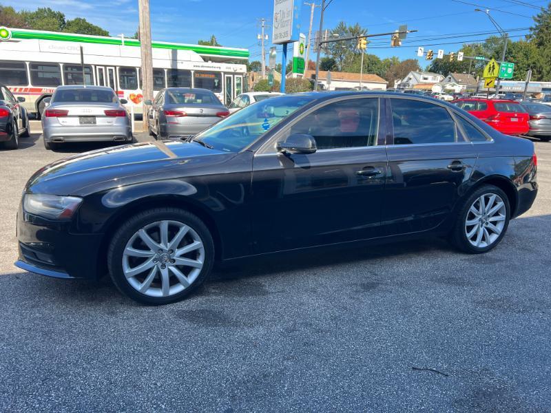 Audi A4 2.0T Sedan quattro Tiptronic 2013