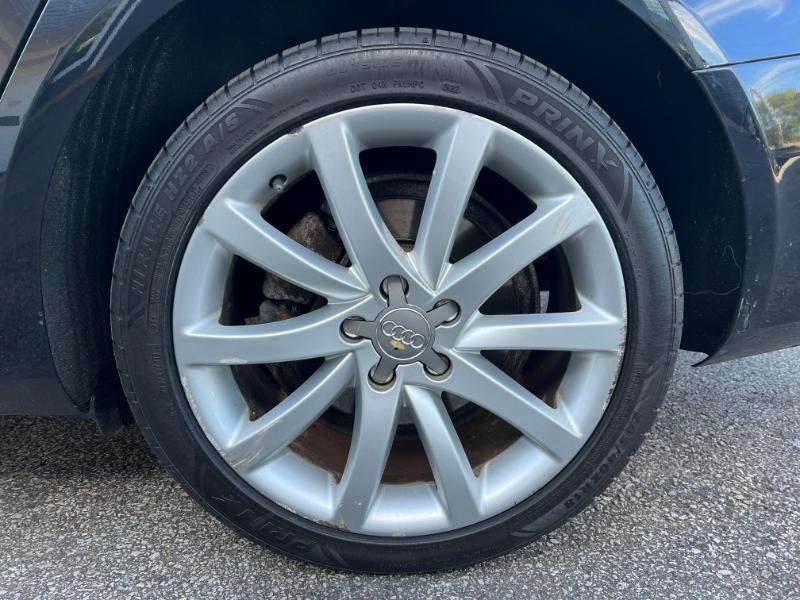 Audi A4 2.0T Sedan quattro Tiptronic 2013