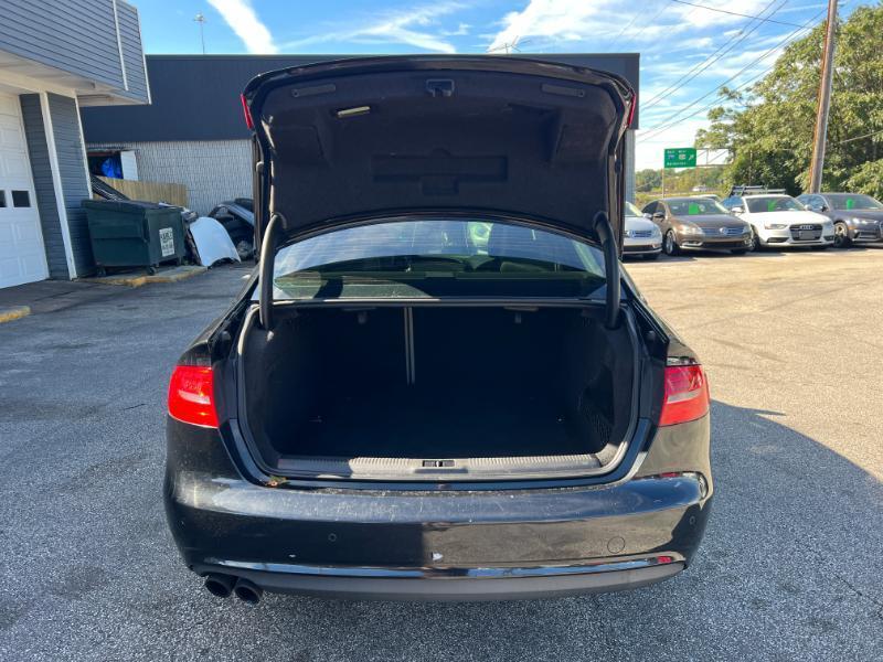 Audi A4 2.0T Sedan quattro Tiptronic 2013