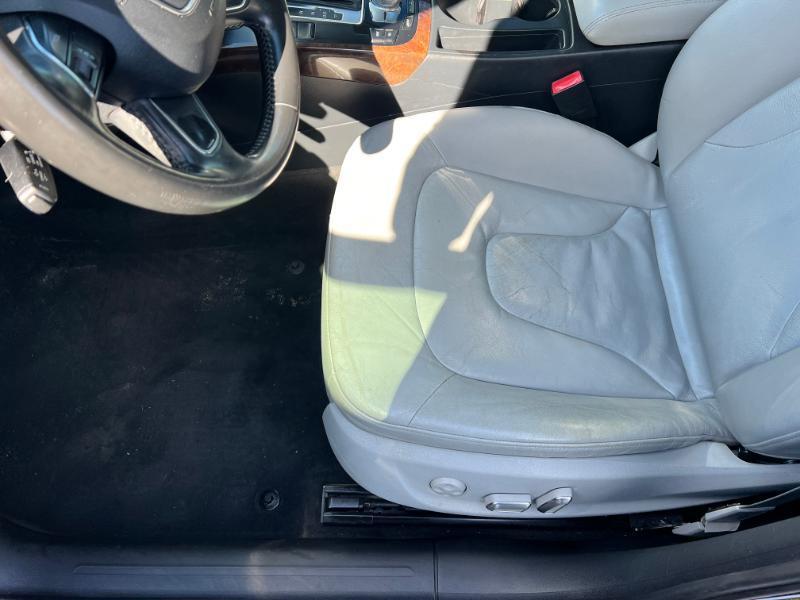 Audi A4 2.0T Sedan quattro Tiptronic 2013