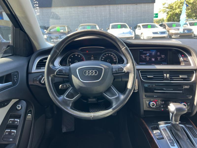 Audi A4 2.0T Sedan quattro Tiptronic 2013