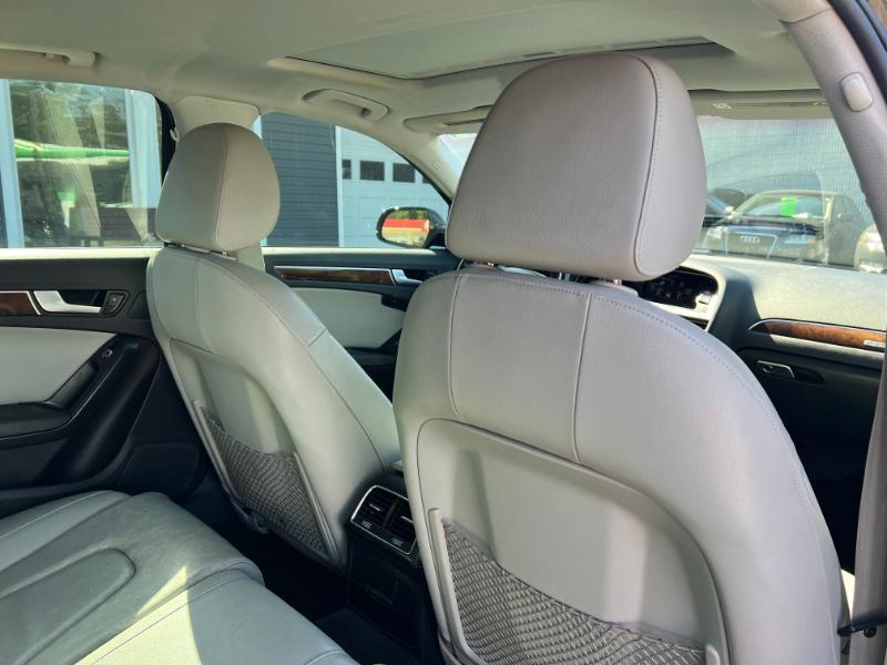 Audi A4 2.0T Sedan quattro Tiptronic 2013