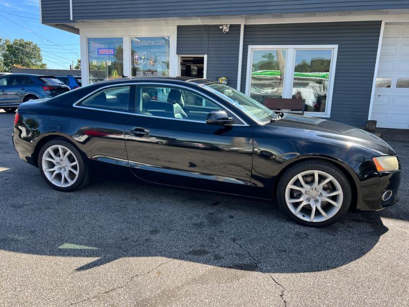 Audi A5 Coupe 2.0T quattro Tiptronic 2011