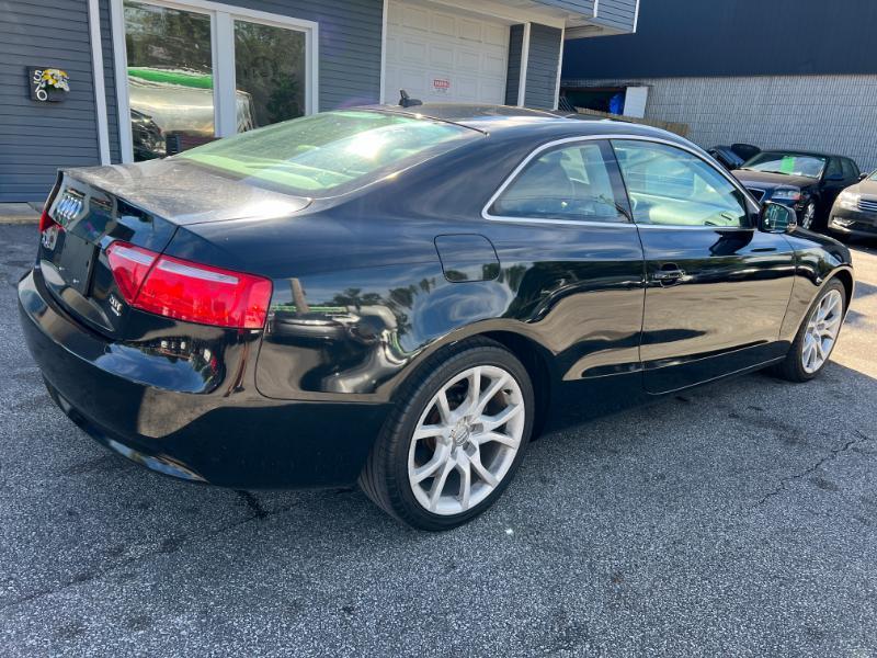 Audi A5 Coupe 2.0T quattro Tiptronic 2011